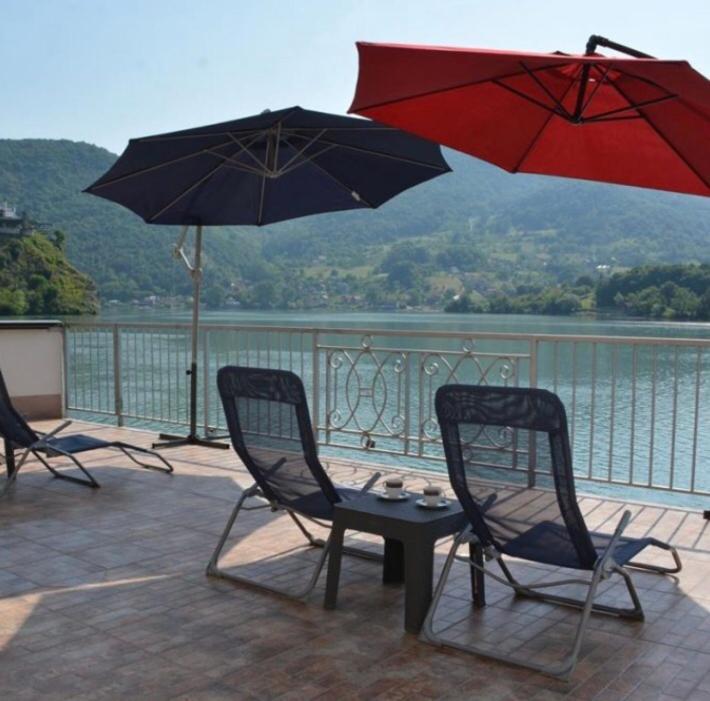 Vila Oaza - Zvornicko Jezero Zvornik Esterno foto