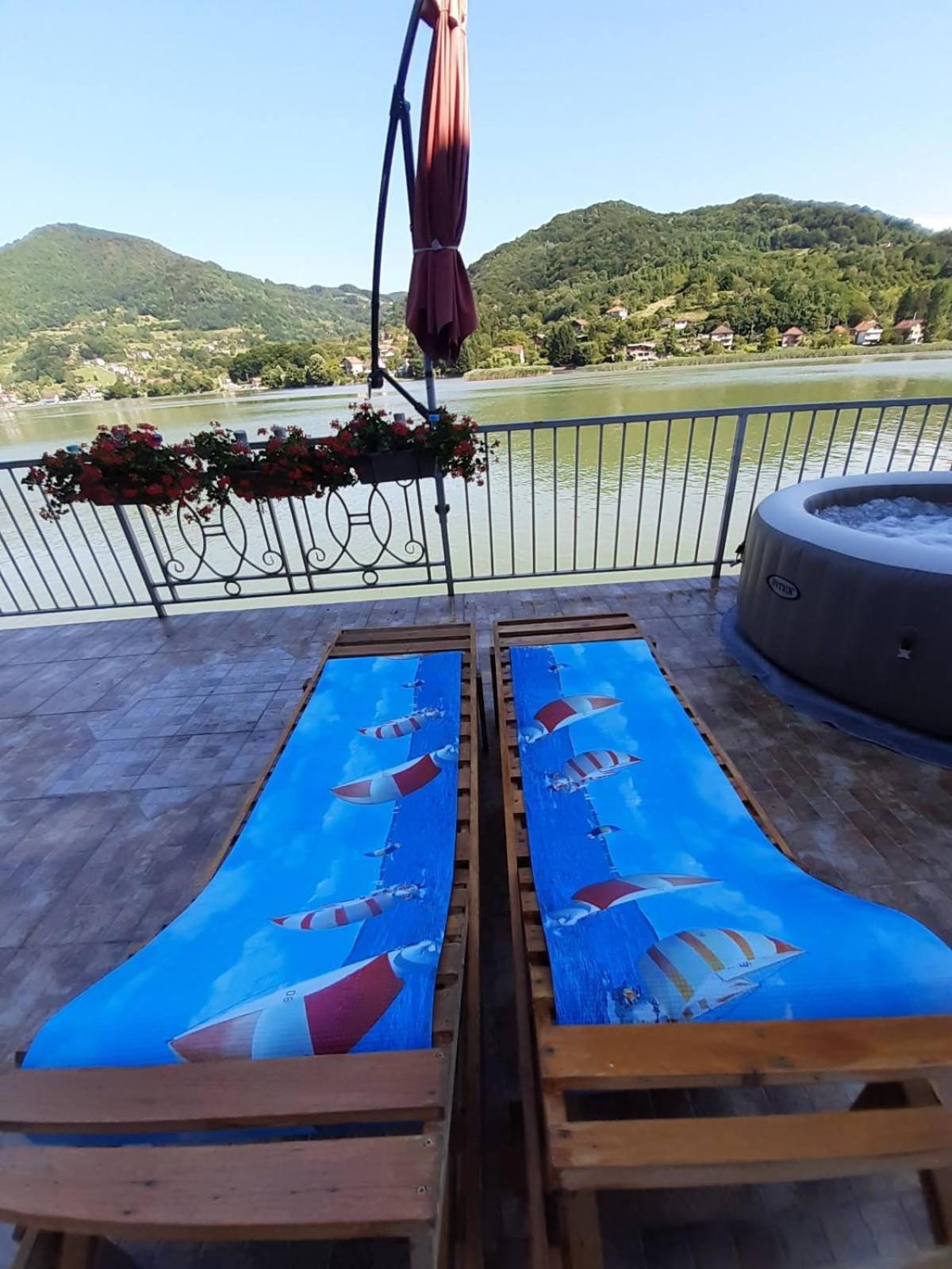 Vila Oaza - Zvornicko Jezero Zvornik Esterno foto
